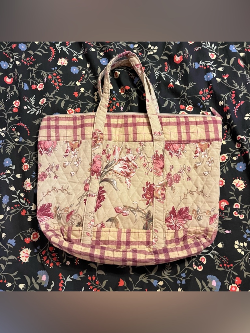 Quilted Floral Tote Bag in Dark Red and Cream